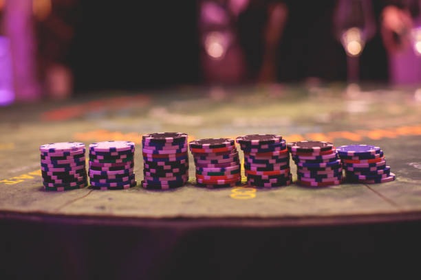 Boom City tier progression dashboard on seven777 slot
